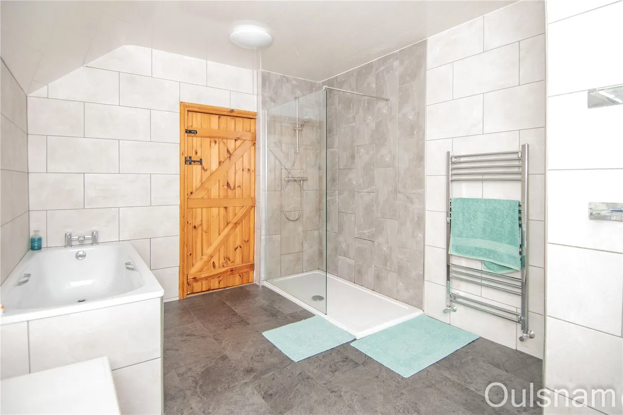 Leach Green Lane, Rednal, Birmingham, West Midlands, B45 8DX, photo 20
