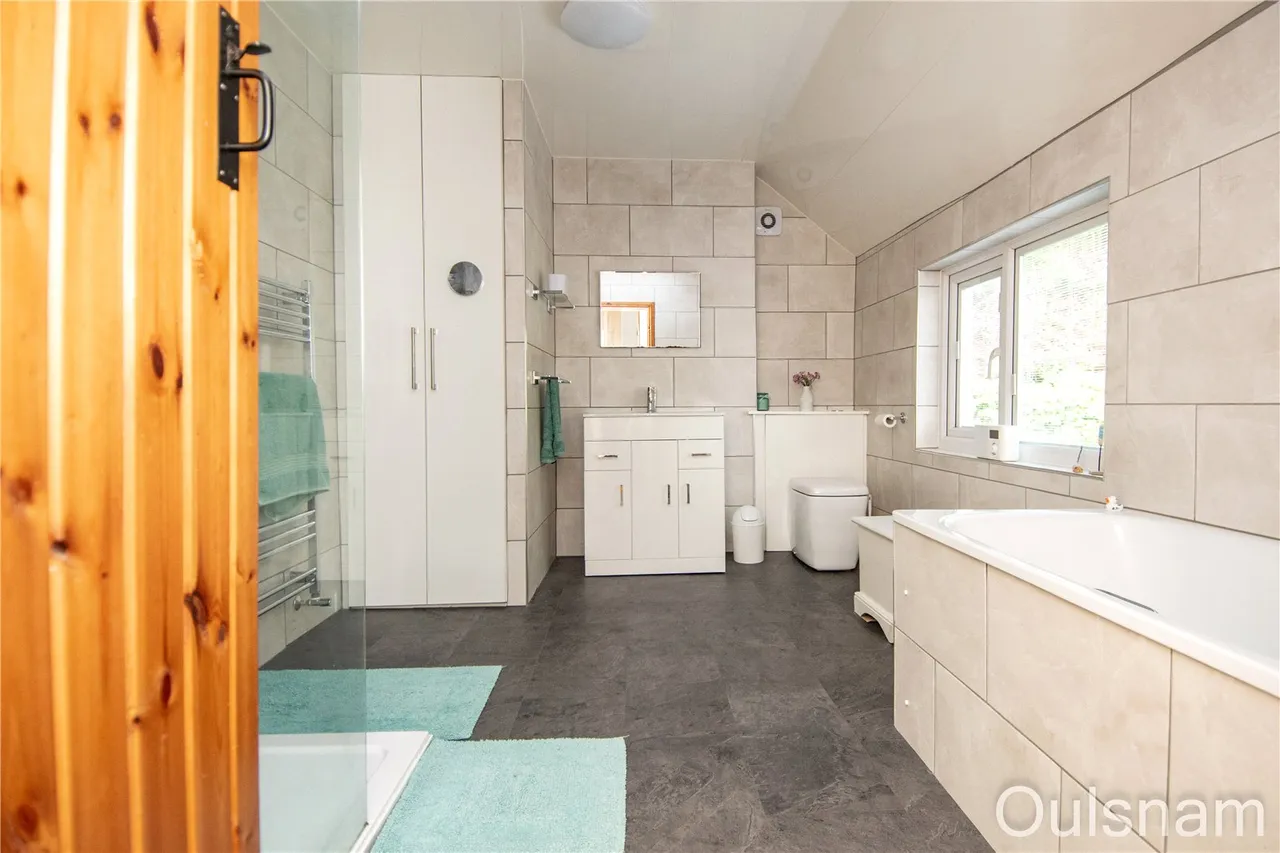 Leach Green Lane, Rednal, Birmingham, West Midlands, B45 8DX, photo 19