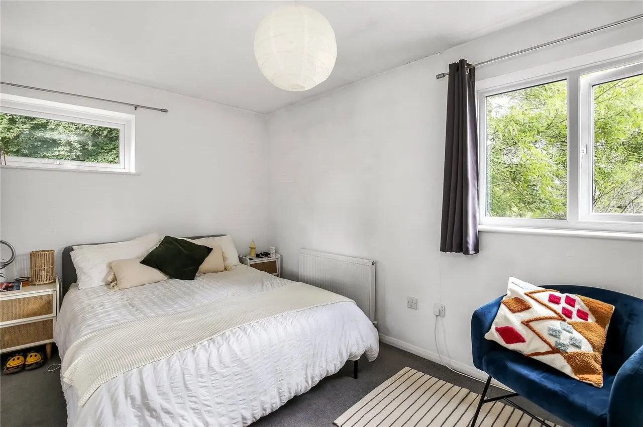 Lowden Close, Winchester, SO22, photo 6