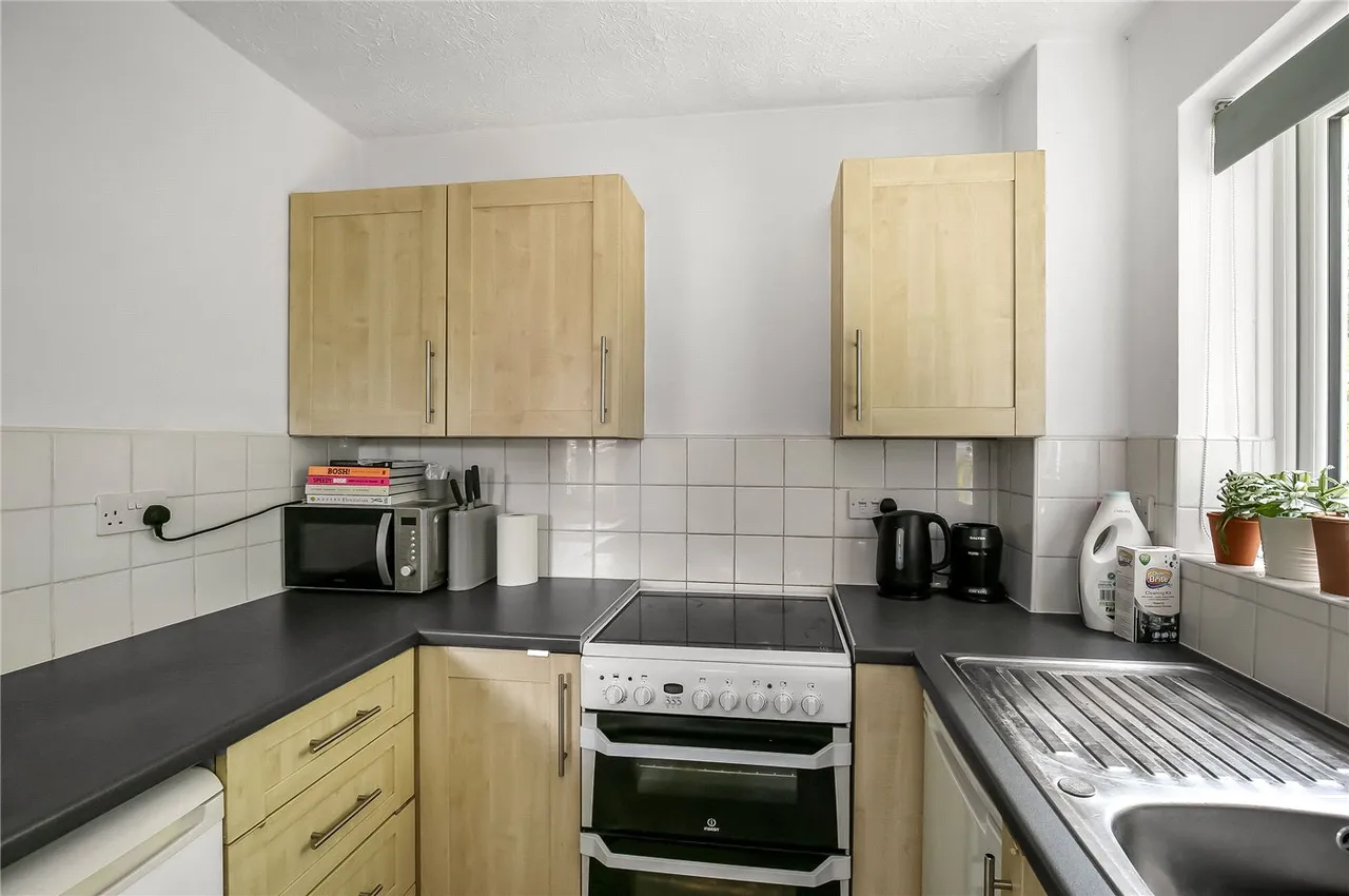Lowden Close, Winchester, SO22, photo 5