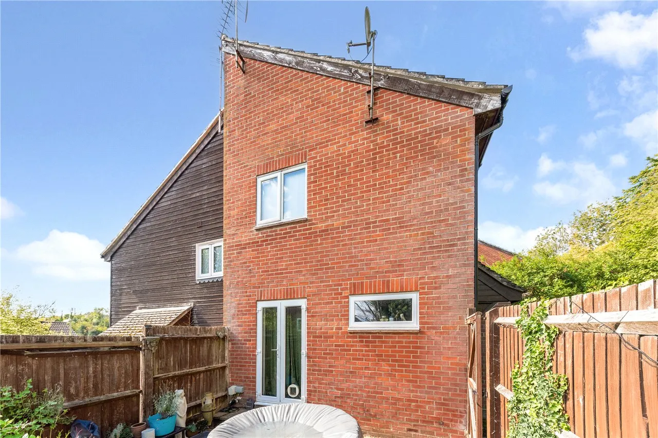 Lowden Close, Winchester, SO22, photo 9