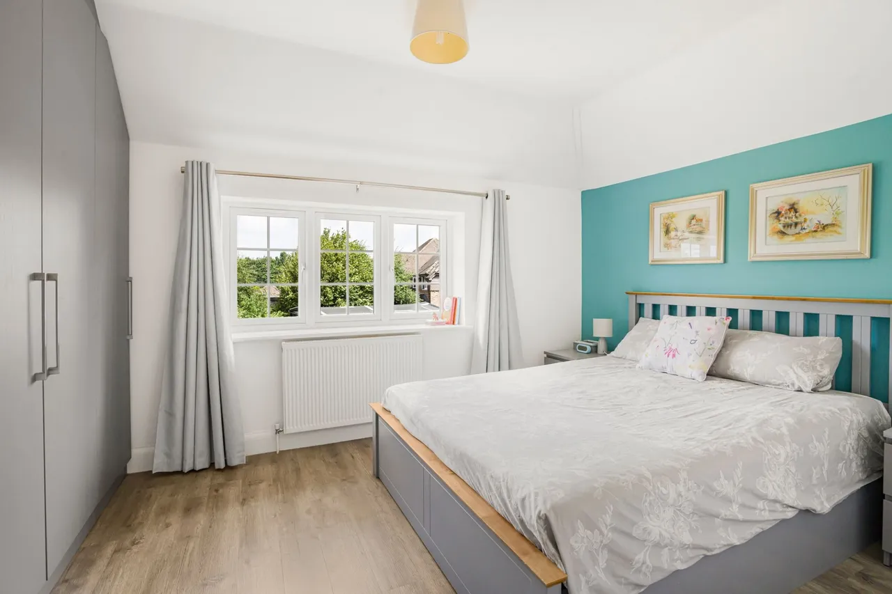 Beech Tree Road, Holmer Green, HP15, photo 9