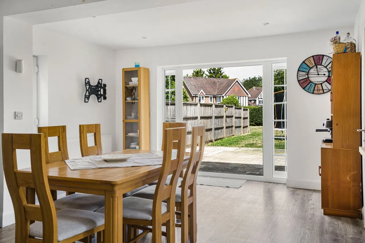 Beech Tree Road, Holmer Green, HP15, photo 8