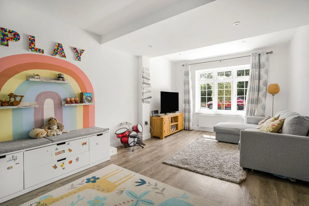 Beech Tree Road, Holmer Green, HP15, photo 19