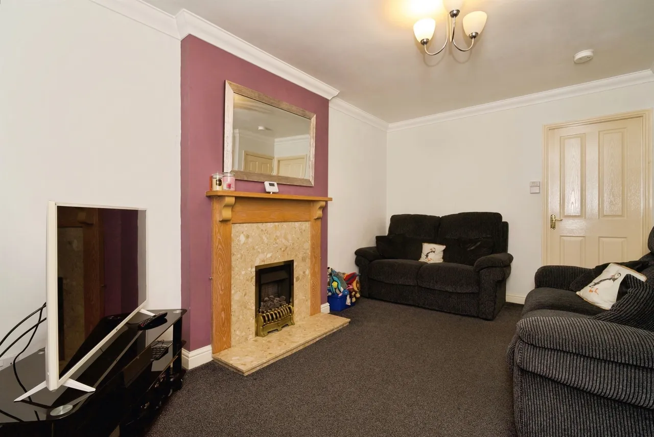 Hammerton Farm Avenue, Ryhill, Wakefield, photo 2
