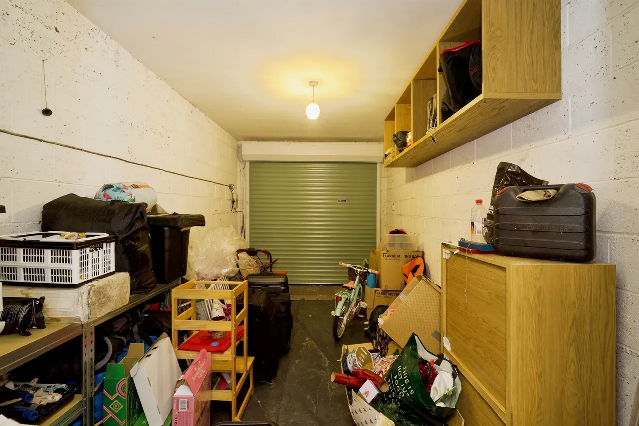 Hammerton Farm Avenue, Ryhill, Wakefield, photo 9