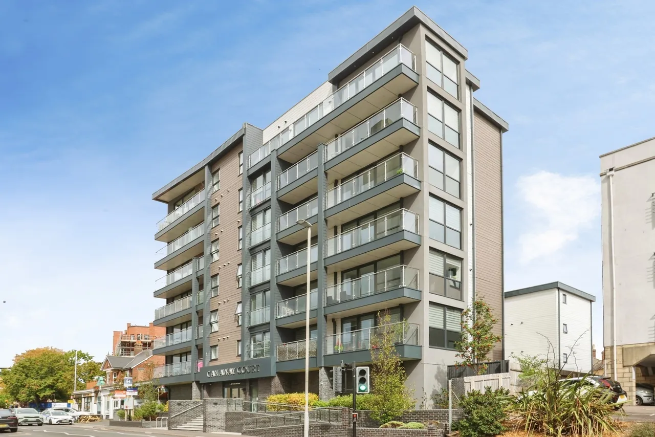 Wimborne Road, Poole, BH15, photo 18