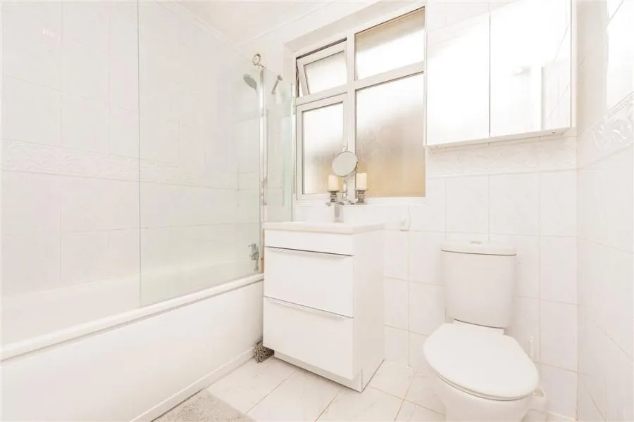 Maidenhead Road, Windsor, SL4, photo 9