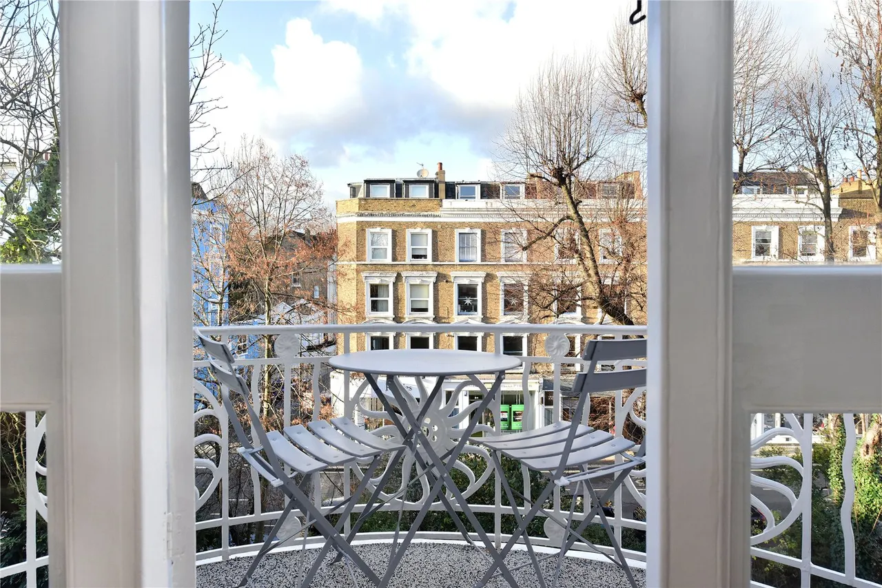 Chalcot Gardens, Belsize Park, NW3, photo 18