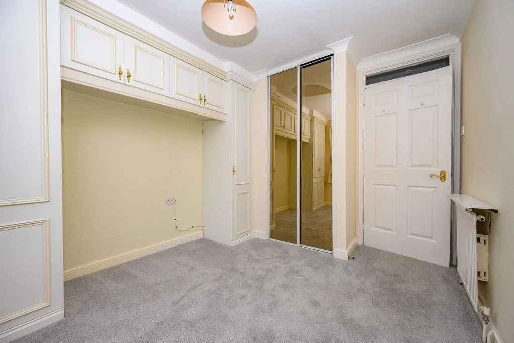 Batchwood View, St. Albans AL3 5SS, photo 12