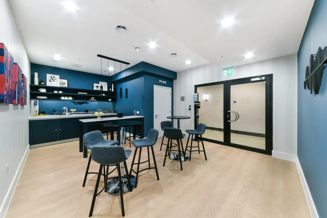 1 bed flat to rent, Georgette North, The Silk District, E1
