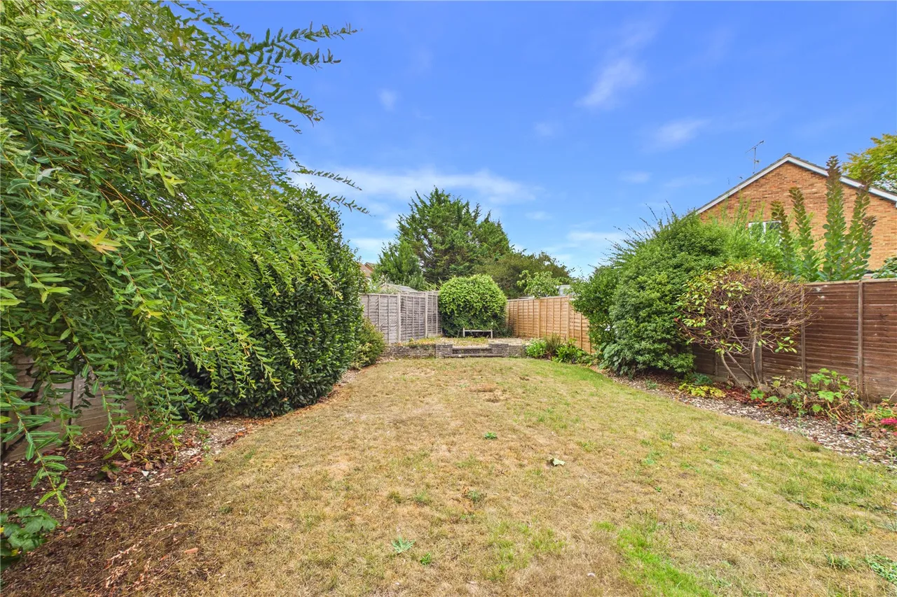 Loggon Road, Basingstoke, RG21, photo 3