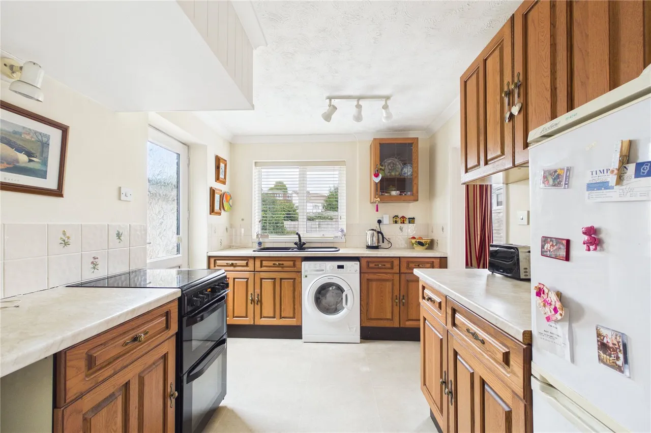 Loggon Road, Basingstoke, RG21, photo 9