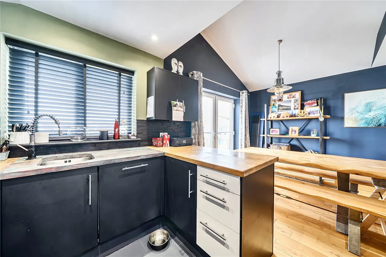 Corbett Close, Tywyn, photo 16