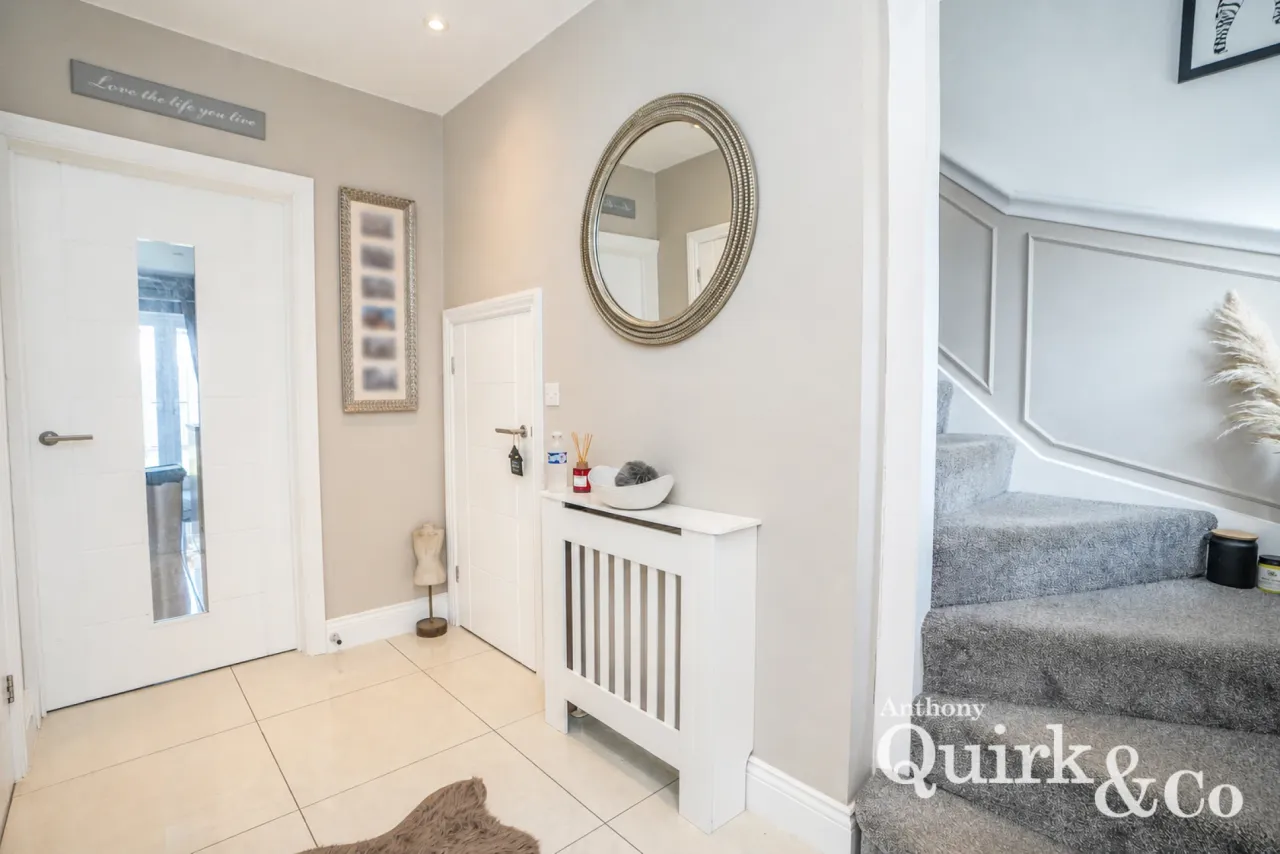 Corona Road, Canvey Island, SS8, photo 5