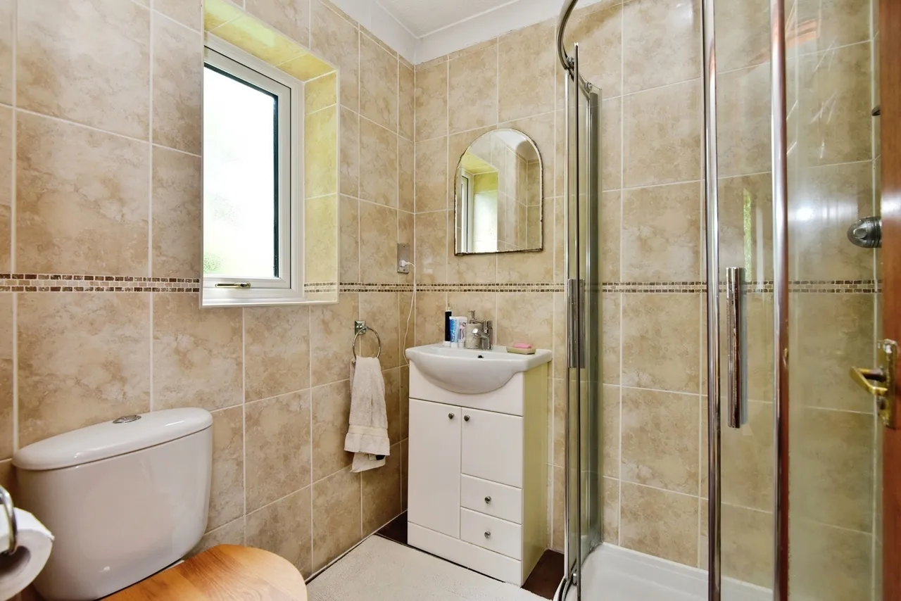 Woodside Drive, SANDBACH, Cheshire, CW11, photo 12