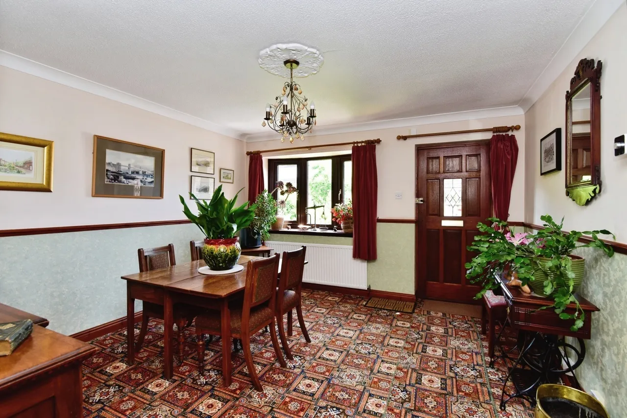 Woodside Drive, SANDBACH, Cheshire, CW11, photo 5