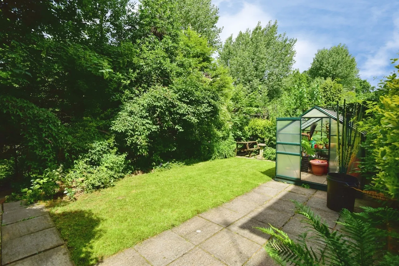 Woodside Drive, SANDBACH, Cheshire, CW11, photo 29