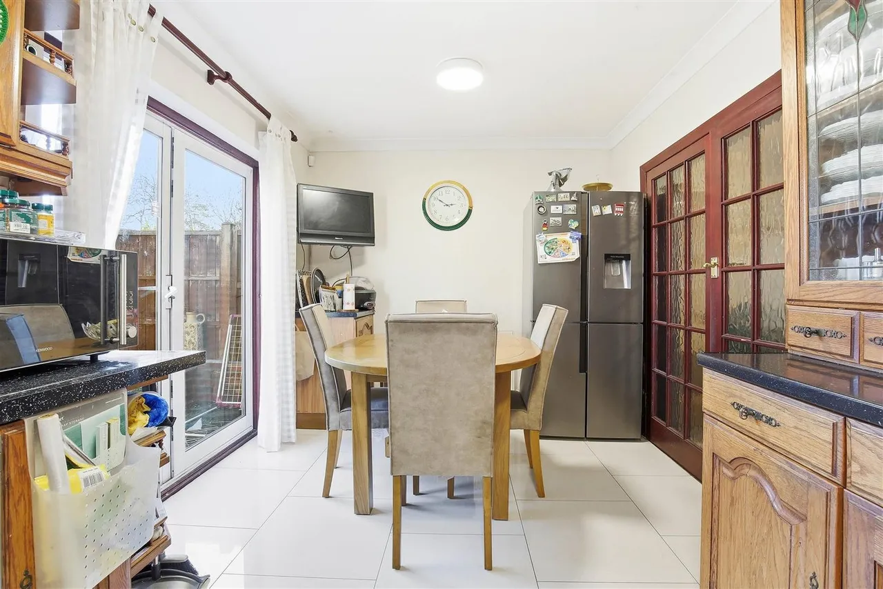 Poplar Road, Sutton, SM3 9JX, photo 11