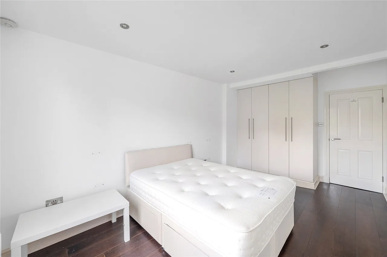 Blandford Road, London, W4, photo 8
