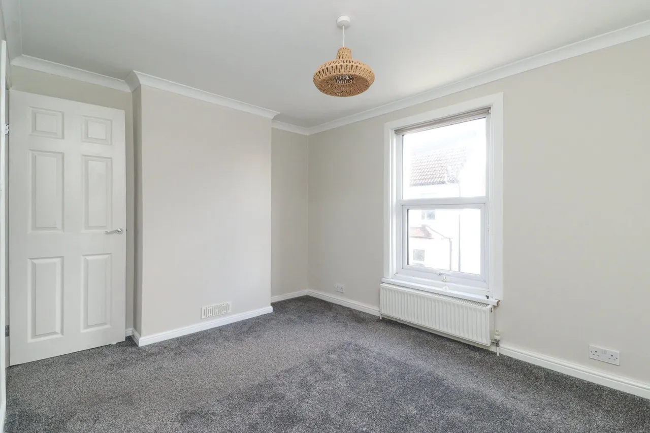 High Street, Garlinge, CT9, photo 5