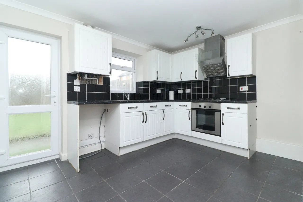 High Street, Garlinge, CT9, photo 2