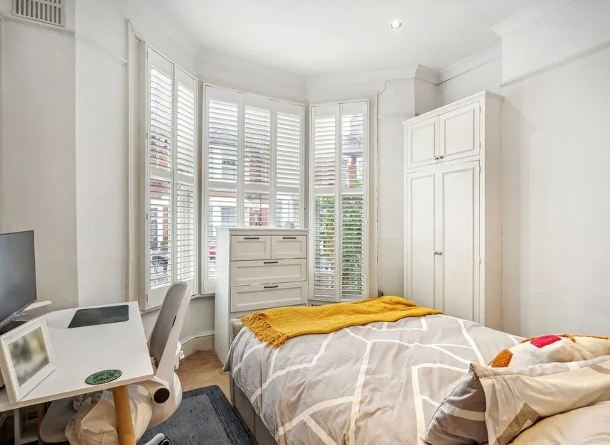 Garfield Road, Clapham Common North Side, SW11, photo 7
