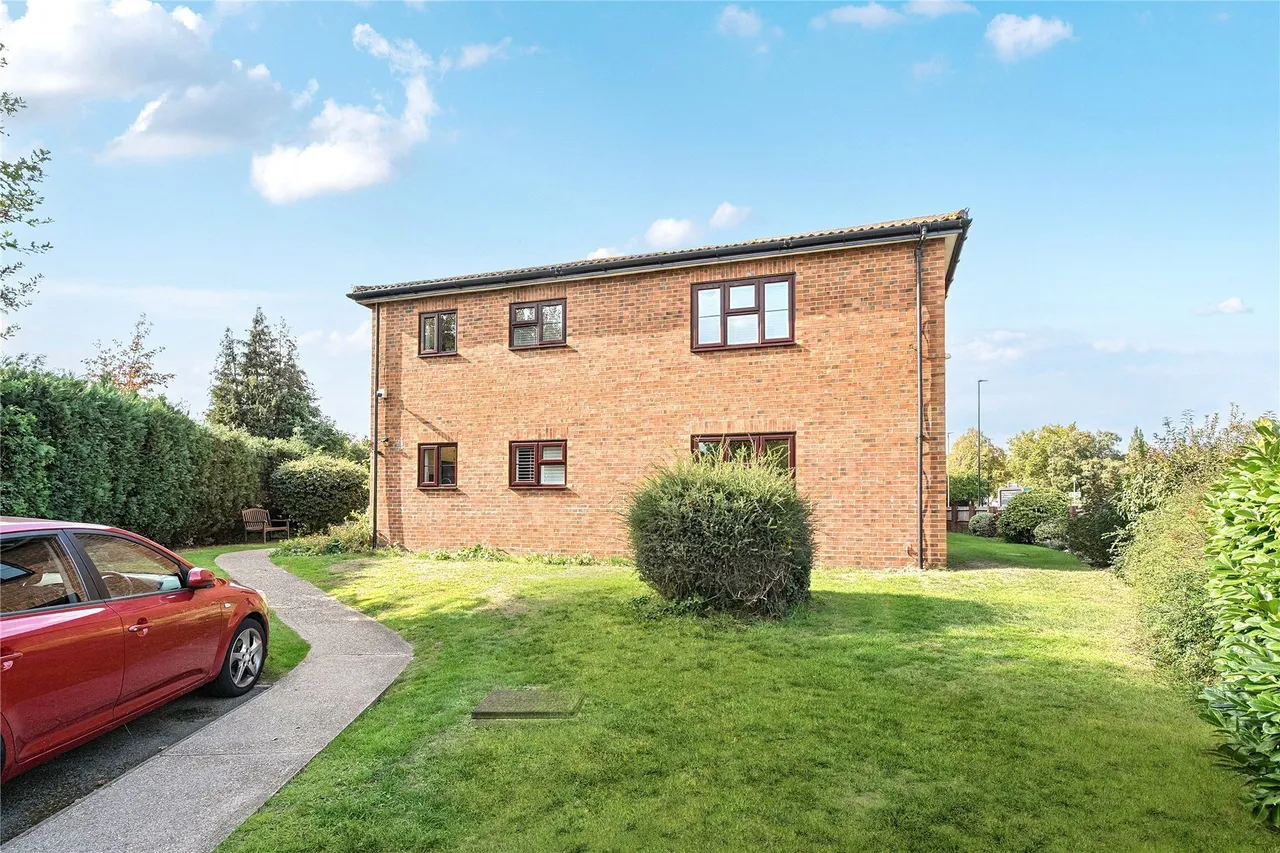 Beaumont Lodge, Addington Road, West Wickham, BR4, photo 10
