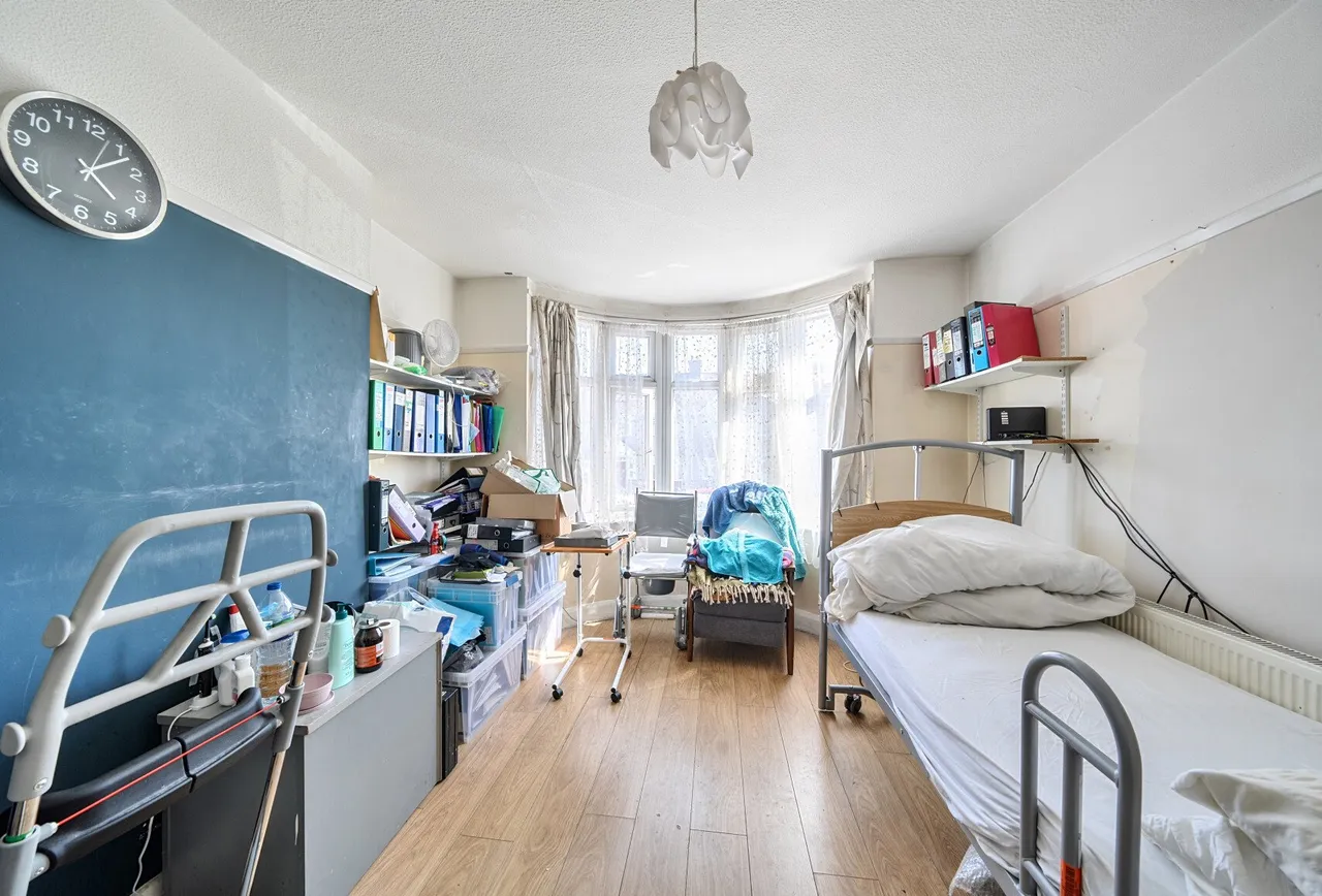 Dunster Drive, London, NW9 8EJ, photo 3