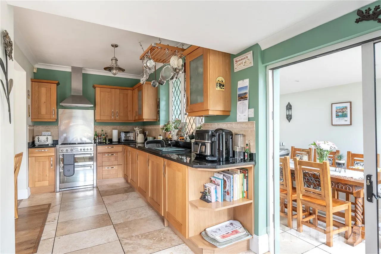 Birchfield Road, Redditch, Worcestershire, B97 4LE, photo 9