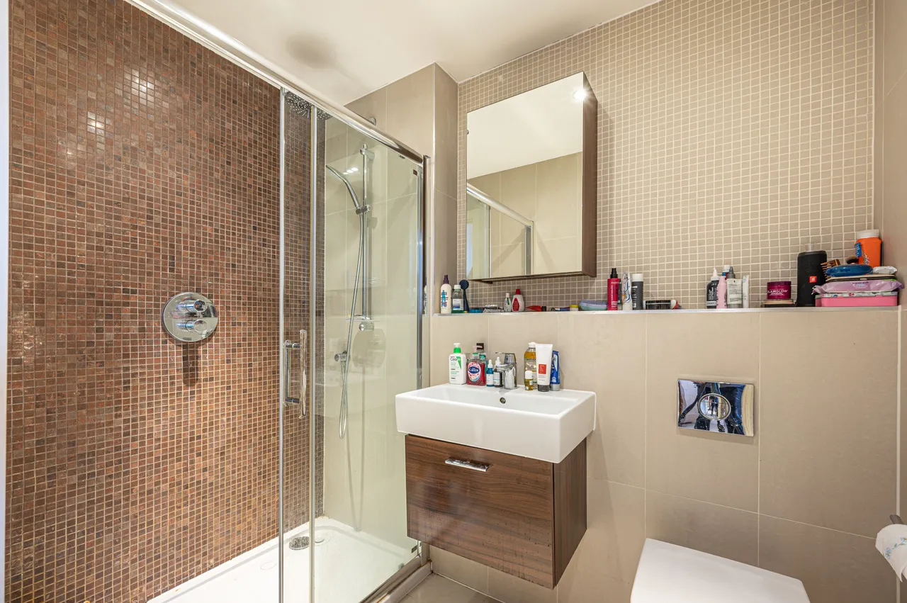 Flat 11 Regent Canalside, 37 Camden Road, London, photo 7