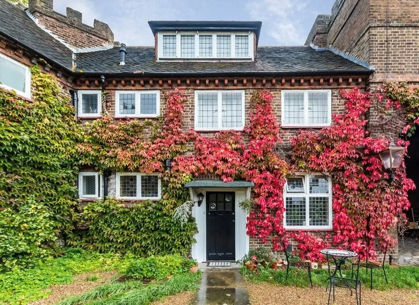 Castle Way, Hanworth Park, TW13, photo 8