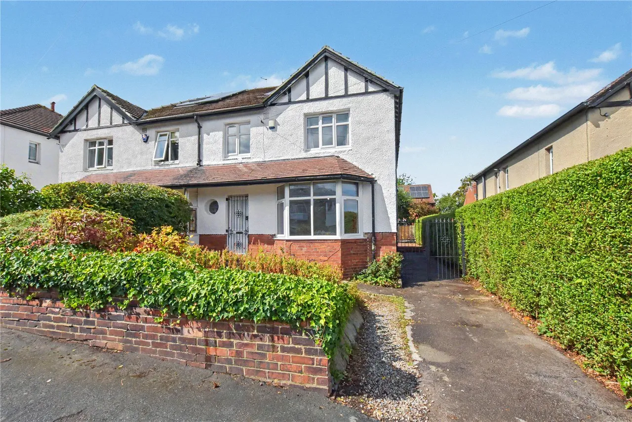 4 bed house for sale, Drummond Avenue, Leeds, LS16