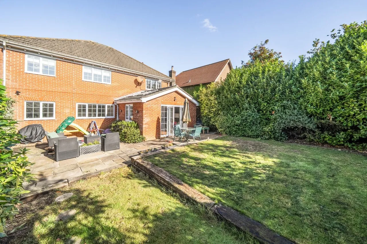 Green Close, Hawkinge, CT18, photo 4