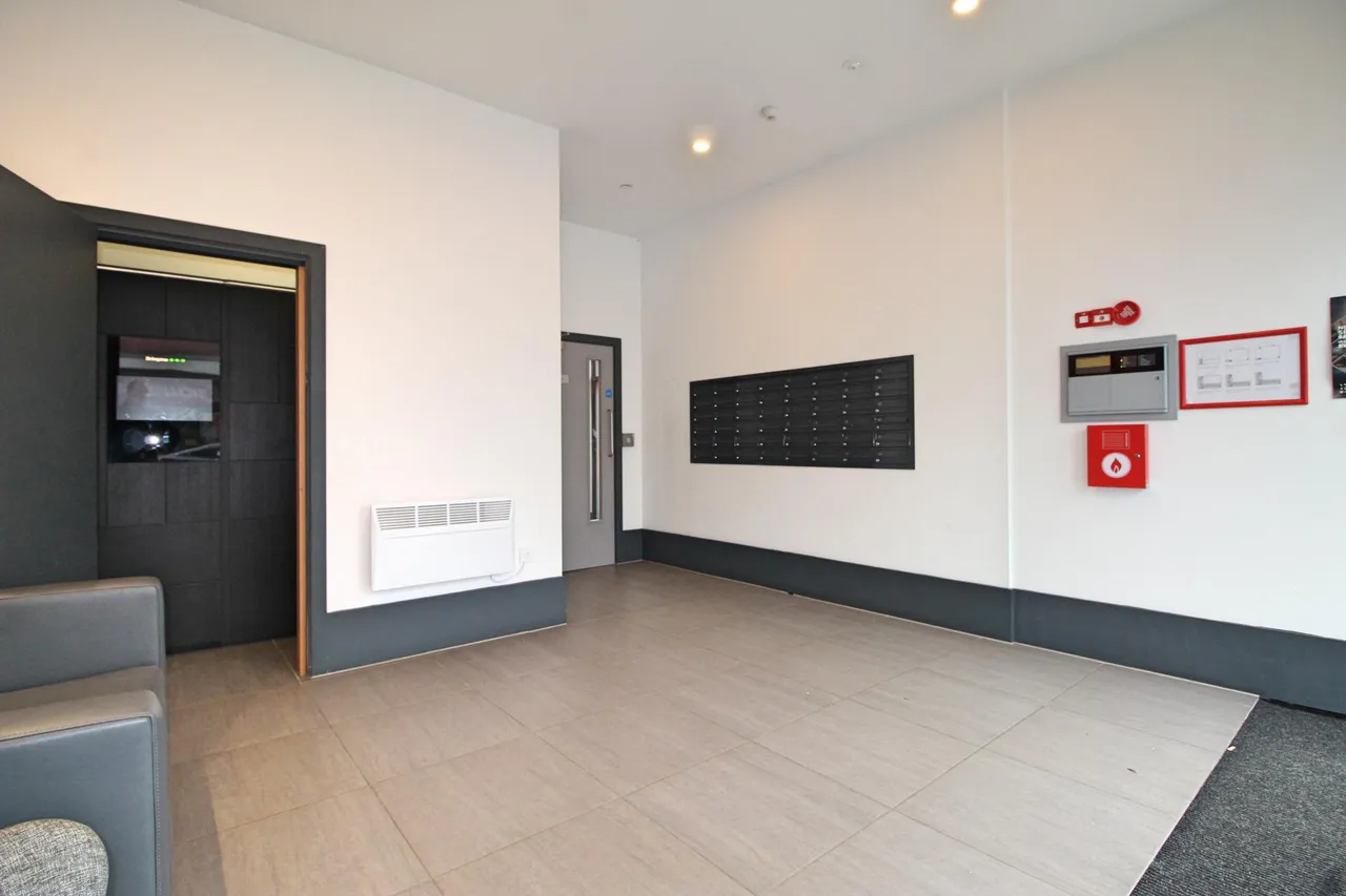 Standishgate, Wigan, WN1, photo 12