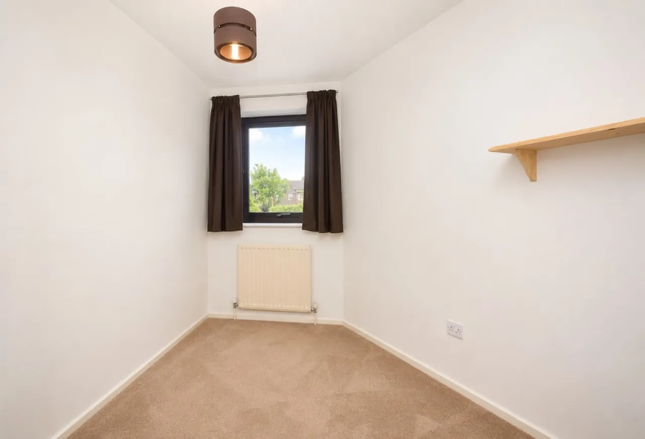 1 St James Court, Clarendon Road, Harpenden, Hertfordshire, photo 7