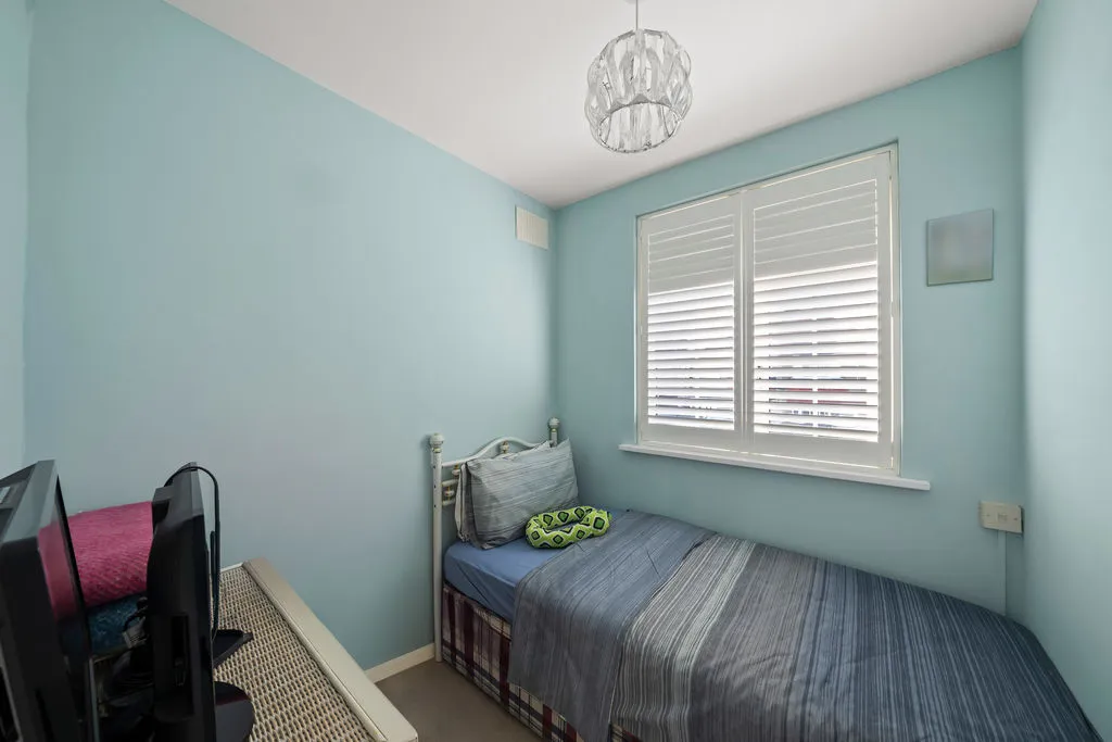 Forest Road, Sutton SM3 9NU, photo 12