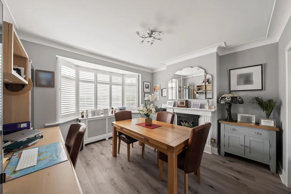Forest Road, Sutton SM3 9NU, photo 5
