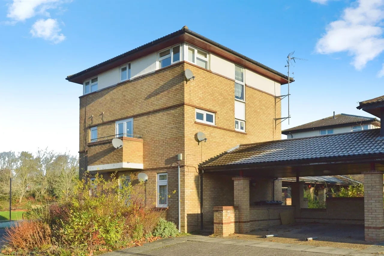 1 bed flat for sale — The Boundary, Oldbrook, Milton Keynes