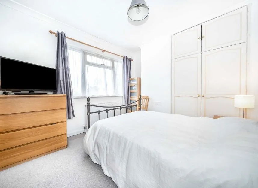 First Avenue, West Molesey, KT8, photo 6