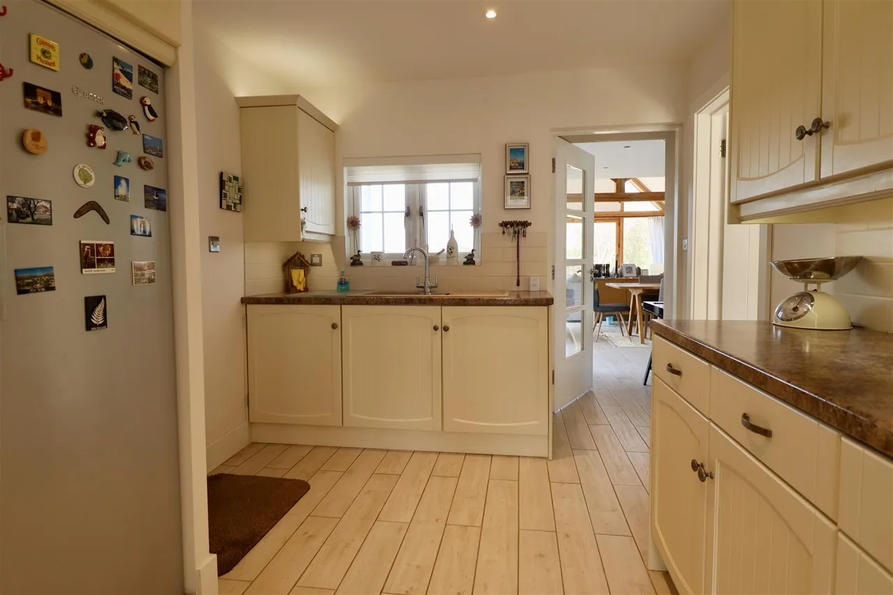 Isgaer Beach Road, Harlech, LL46, photo 11