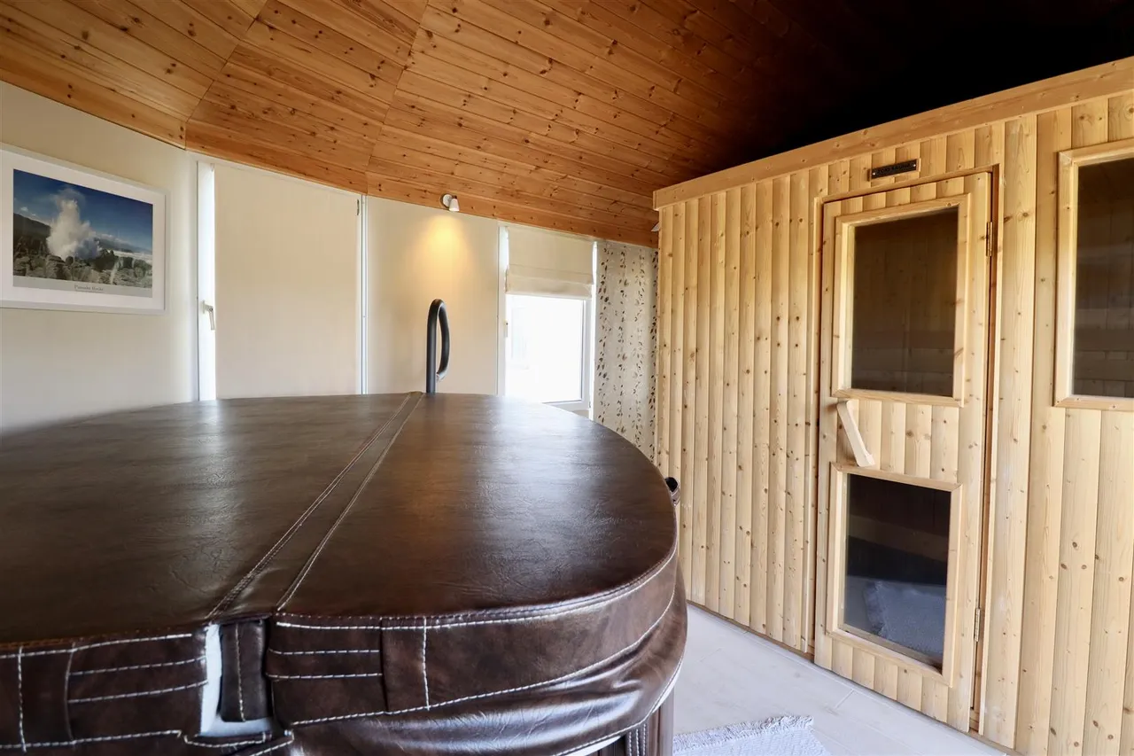 Isgaer Beach Road, Harlech, LL46, photo 8