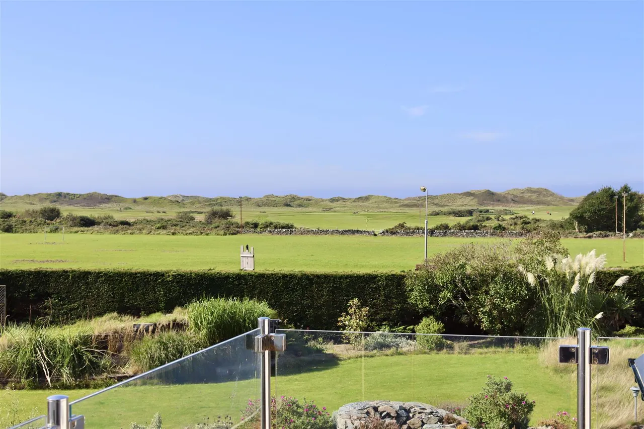 Isgaer Beach Road, Harlech, LL46, photo 24