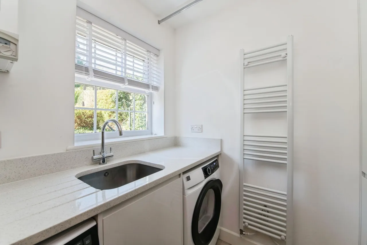Thornton Pearn Rise, Lyme Regis, DT7, photo 6