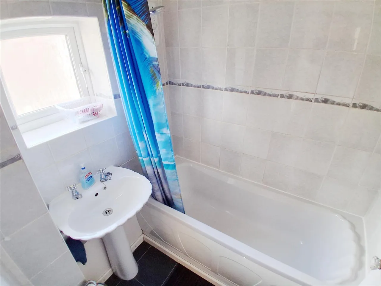 Hayman Crescent, Hayes, photo 11