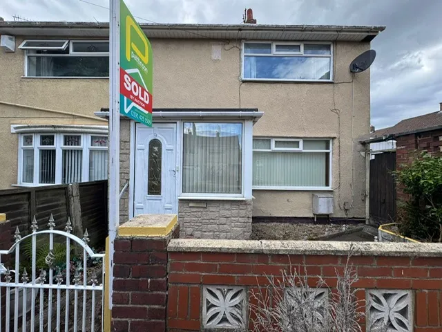 2 bed property to rent, Rydal, Gateshead, NE10