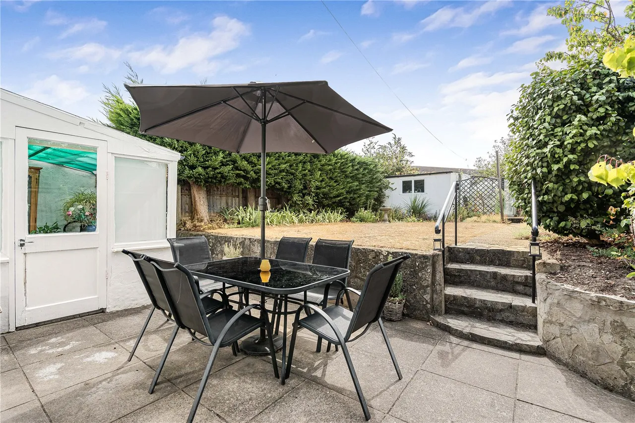 Hospital Bridge Road, Twickenham, TW2, photo 23