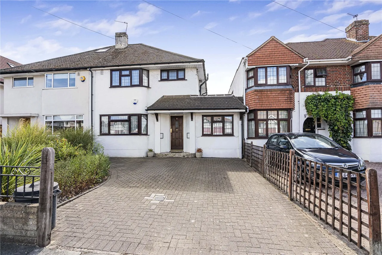 Hospital Bridge Road, Twickenham, TW2, photo 26