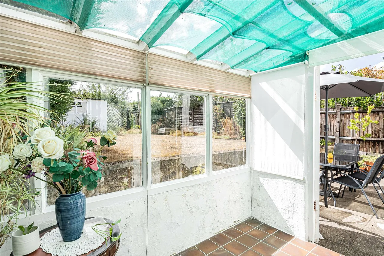 Hospital Bridge Road, Twickenham, TW2, photo 15