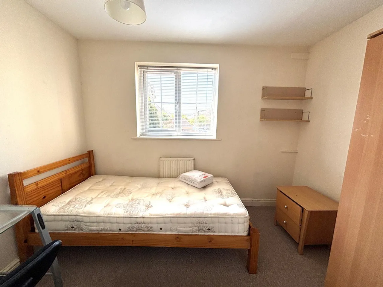 Nightingale Shott Surrey Egham, TW20, photo 6